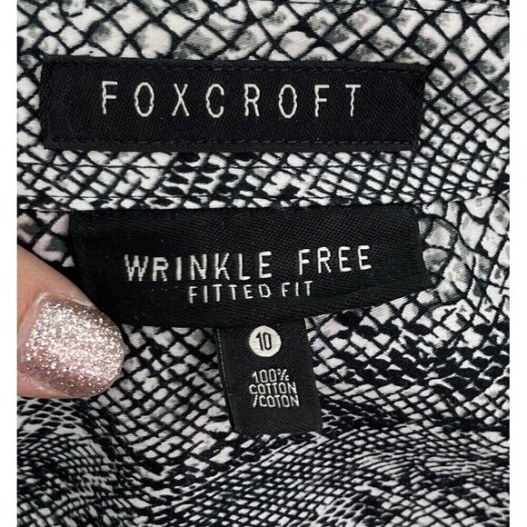 Foxcroft Sz 10 Wrinkle Free Fitted Fit Snakeskin Print m Button Up Shirt Womens - Picture 12 of 12